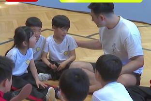 欧文生涯和3名不同的队友同场砍下40+ NBA历史首人！